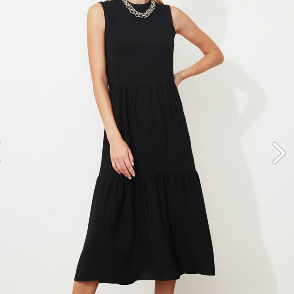Organic Cotton Black Wide Cut Maxi Dress - Picture 7 of 9